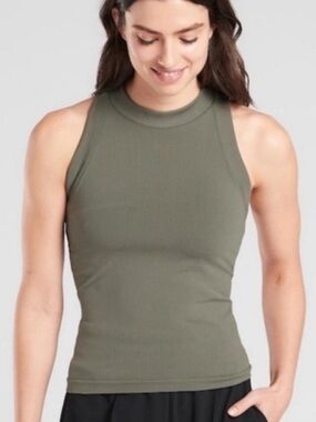 Athleta Renew Racerback Tank – Mountain Olive Size Large EUC